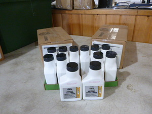 lot 45 image: 2 Cases of Universal 10W30 4-Cycle Oil