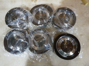 lot 83 image: 6 Tractor Head Lights