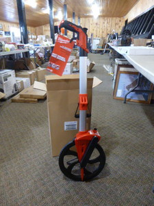 lot 180 image: Milwaukee 121 Engineers Measuring Wheel