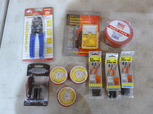 lot 228 image: Tools and Garage Items