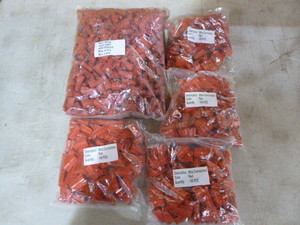 lot 240 image: 5 Bags of Red  Wire Connectors