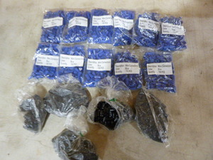 lot 244 image: Blue and Black Wire Connectors