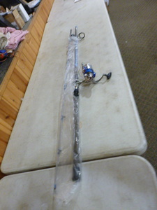 lot 304 image: Hurricane Blue Fin Rod and Reel
