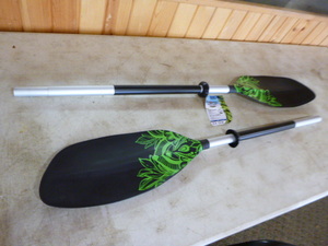 lot 353 image: Propel Paddle Gear Pro Aluminum Kayak Paddle
