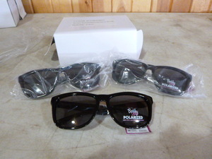 lot 362 image: 3 Pair of Berkley Ladies Polarized Sunglasses