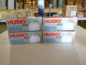 lot 404 image: 4 Boxes of Husky Kitchen Trash Bags