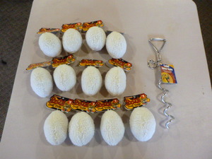 lot 407 image: 1 Dozen Sergeants Poochi Dog Toys