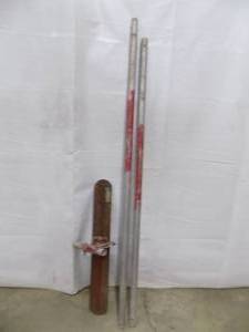 lot 19 image: 36 Kraft Float & Handles