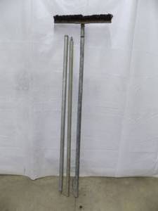 lot 21 image: 24 Broom & Handles