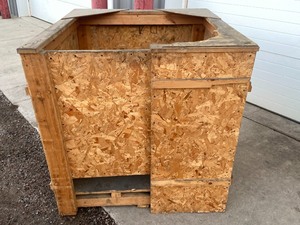 4x4 Crate-Pallet With Access Door