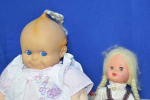 Small doll lot
