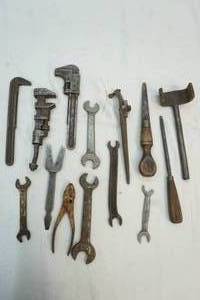 lot 22 image: tools-wrenches and chisels