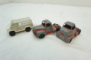 lot 37 image: vintage die cast and pressed steel trucks