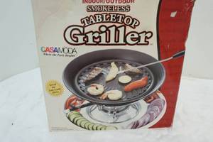 lot 173 image: Smokeless Table Top griller