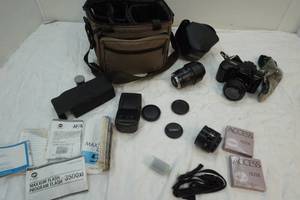 lot 207 image: Minolta Maxxum Dynax camera