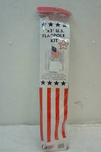 lot 220 image: U.S. flag pole kit