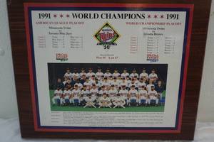 lot 224 image: 1991 world champions Twins picture