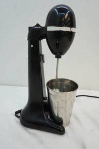 lot 77 image: Hamilton Beach drink mixer
