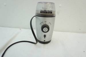 lot 106 image: Hamilton Beach coffee grinder