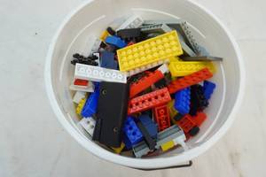 lot 117 image: 1 gallon of mini-Legos