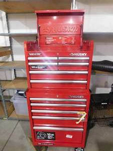 lot 64 image: 27 in. W x 18 in. D Standard Duty 11-Drawer Tool Chest Top Tool Cabinet Combo in Gloss Red
