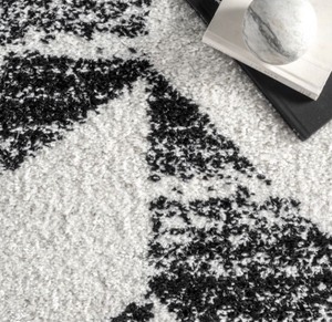 Black and Ivory Extra Large 9x12 Room Sized Rug