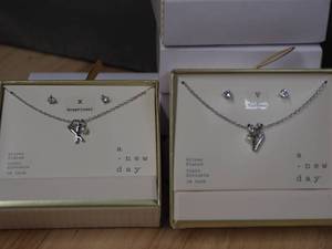 New Day Necklacesearrings lot