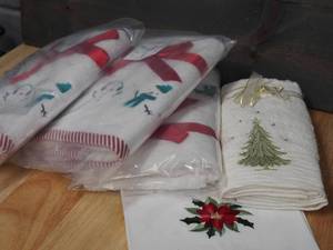 Holiday Towel Lot