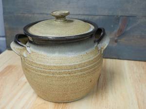 Bean Pot & Honey Jar