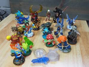 Activision Pieces