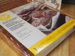 Cooling racks & Cookie Cutters