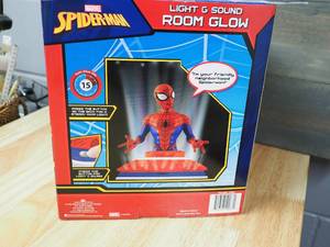 Spiderman light & motion room glow