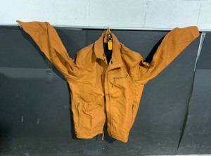 lot 32 image: DEWALT Decatur Mens Size 3X-Large Tan CottonLycra Jacket. See Pictures