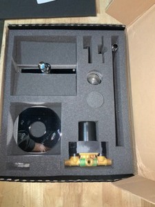 lot 46 image: JACUZZI Salone Single-Handle 1-Spray Round Shower Faucet in Polished Chrome (Valve Included). See Pictures