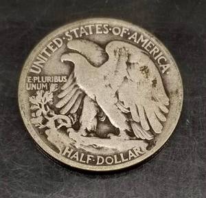1929-D WALKING LIBERTY HALF DOLLAR
