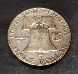 1951 FRANKLIN HALF DOLLAR