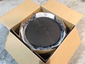 BLUE SKY OUTDOOR LIVING The Peak NHL 24 in. x 16 in. Round Steel Wood Patio Fire Pit - Chicago Blackhawks - Good Condition - Review all pictures