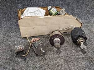 Lot of Assorted Aircraft Key Switches