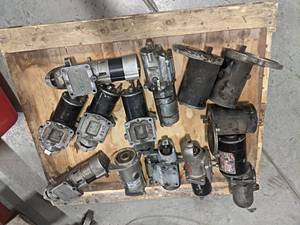 Lot of (13) Aircraft Starters - Cores