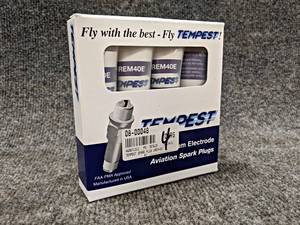 New in Box (Set of 4) TEMPEST Aviation Spark Plugs - Part No. UREM40E