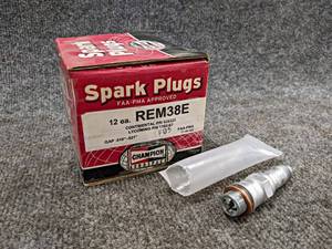 New in Box (Set of 12) CHAMPION Aviation Spark Plugs - Part No. REM38E
