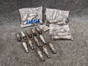 Lot of (40) Assorted Aviation Spark Plugs - Includes REM38E, REM40E, UREM40E, RHB32E