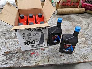 New Case of (6) Aeroshell 100 Aviation Motor Oil  (2) 100AD Aviation Motor Oil Quarts (1 is partial) - NO SHIPPING