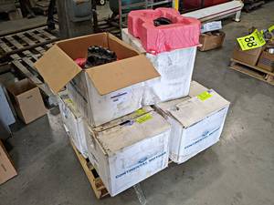 Lot of (6) Aviation Cylinder Heads and Pistons - Unknown Condition - All are in Boxes and Used