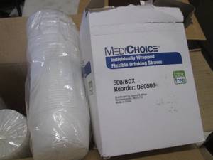 Plastic Containers with Lids, Wrapp...