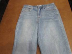 Social Standard Size 8  NWOT High R...