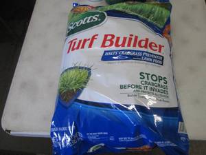 Scotts Turf Builder 37.38 lb...
