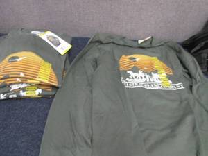 7- Mens Levis Long Sleeve Tshirts...