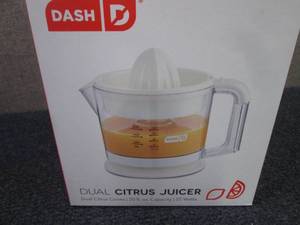 Dash Dual Citrus Juicer...