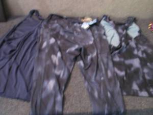 2 Workout Tanks, Leggings Large Lad...